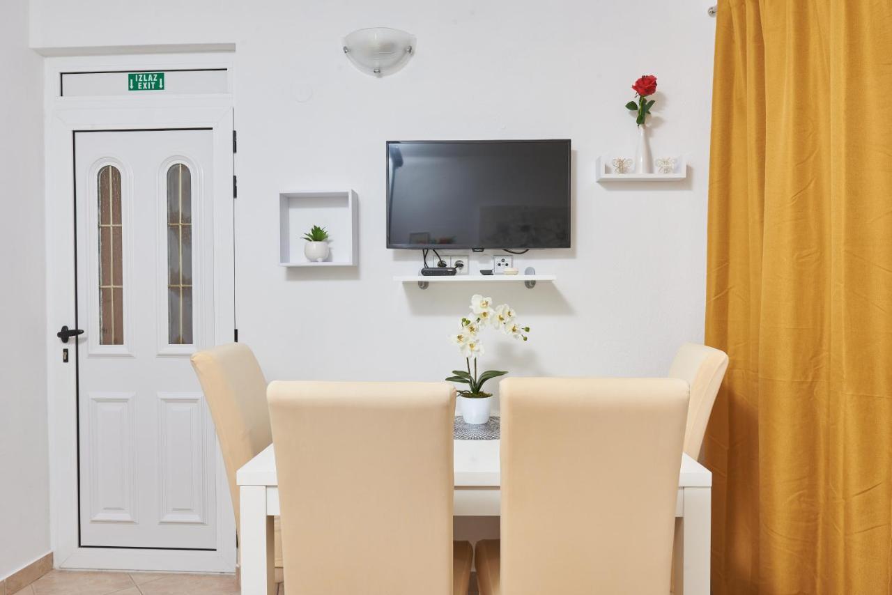 Apartments Lumi Rogoznica  Dış mekan fotoğraf