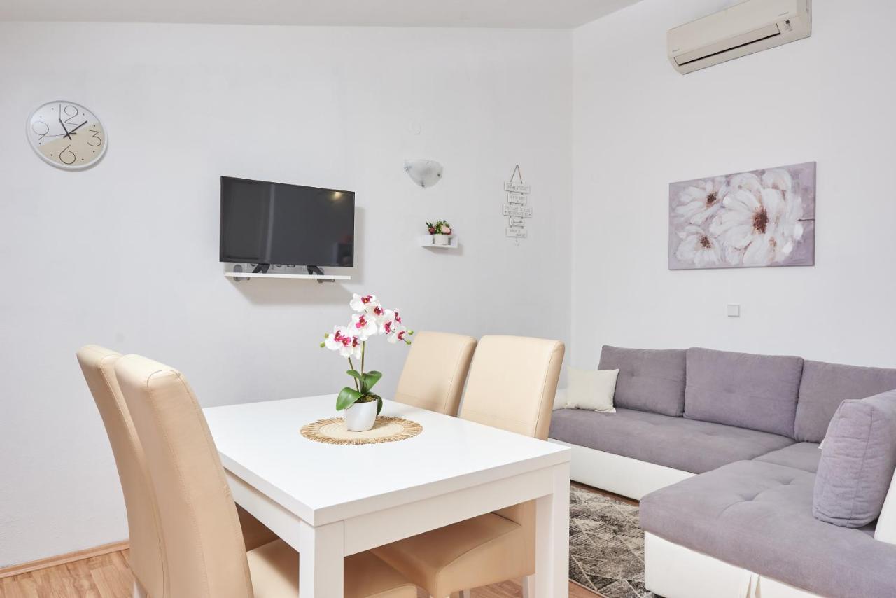 Apartments Lumi Rogoznica  Dış mekan fotoğraf