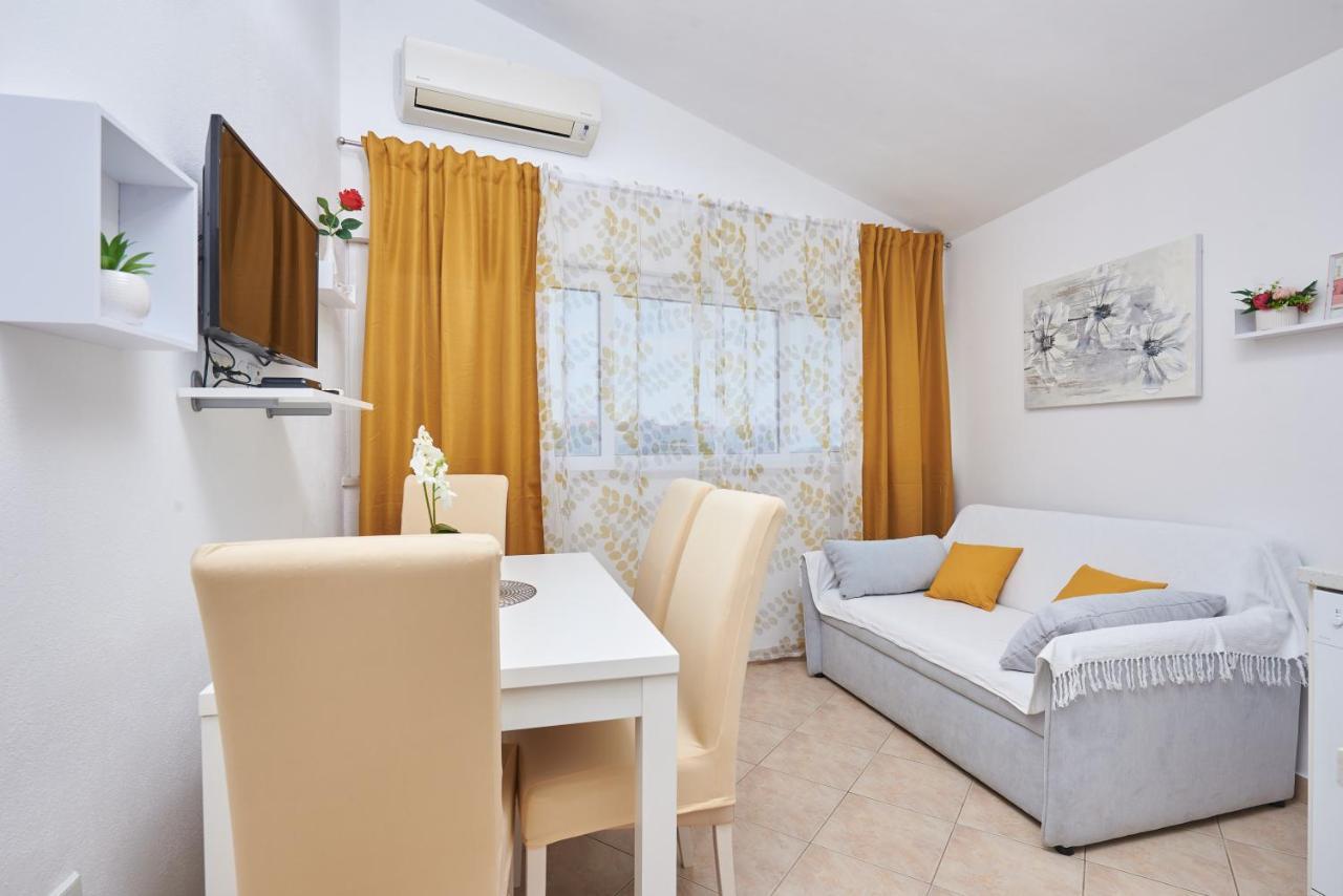 Apartments Lumi Rogoznica  Dış mekan fotoğraf